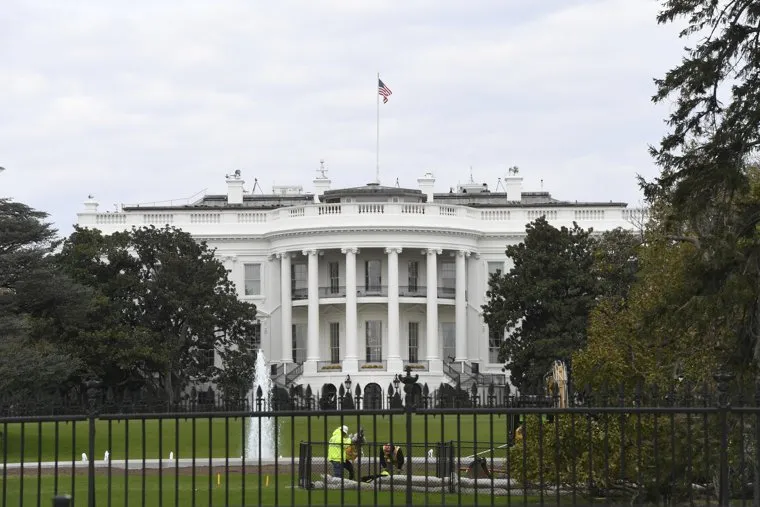 Ситуация в Белом доме была ближе всего к скандалу после слов Мерца