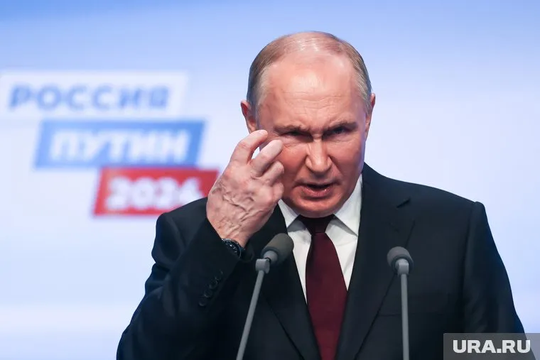 Владимир Путин послал США сигнал, отправив корабли к Кубе, пишут СМИ