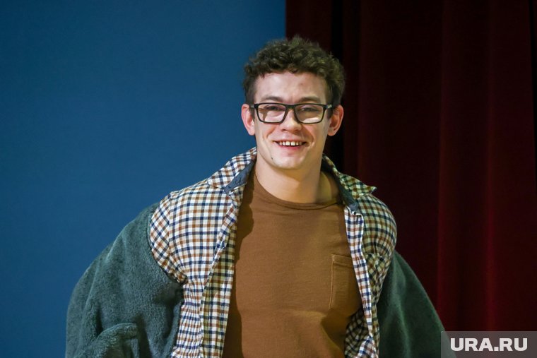 Эвакуация из Ирана, дебош в кафе, ссоры с актерами: самые громкие истории с участием Никиты Кологрив...