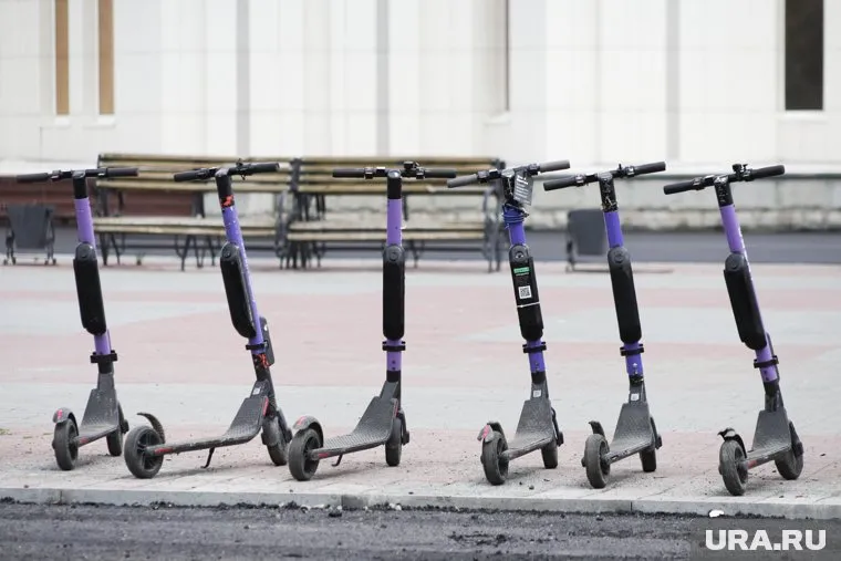 Пострадало 300 электросамокатов Urent и 100 «Яндекса»