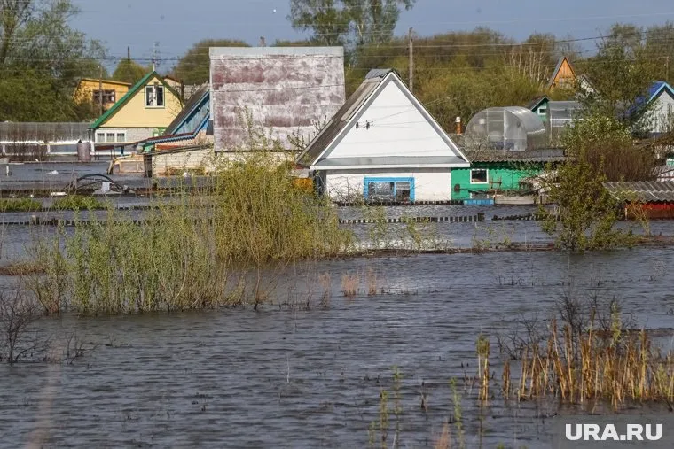 Пострадавших нет, но уровень воды в реке продолжает расти