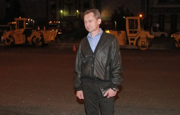 Попов показывает дороги в Сургуте, попов дмитрий