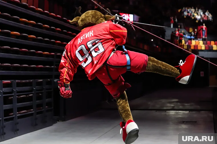 «Автомобилист» разгромил «Сибирь»