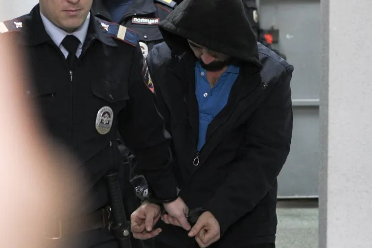 Суд по избранию меры пресечения обвиняемым в убийстве Ксении Каторгиной. Екатеринбург