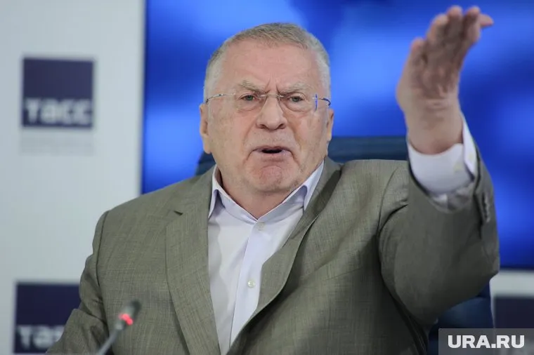 Владимир Жириновский возмущен тем, что написал Михаил Горбачев