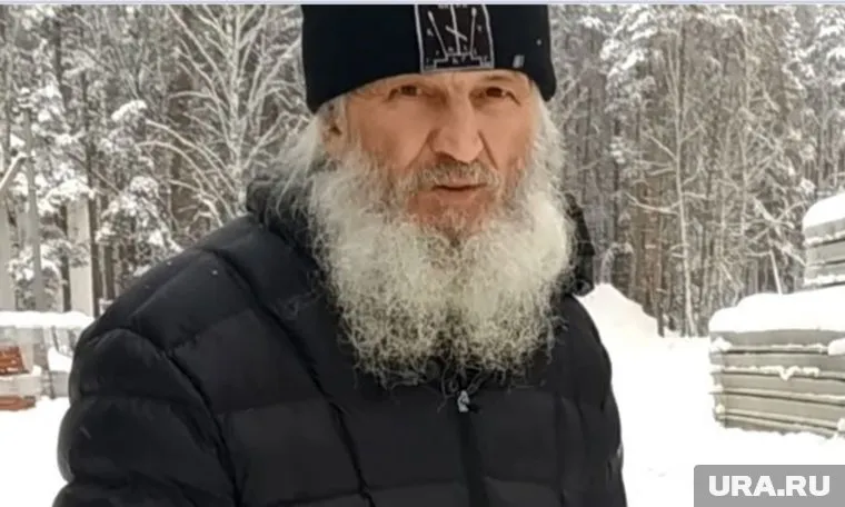 Отцу Сергию теперь нельзя служить в качестве священника