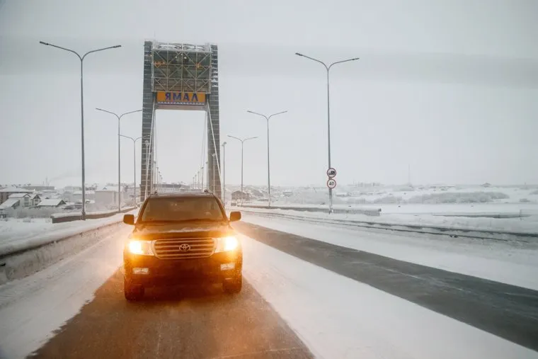 Виды Салехарда, мороз, вип авто, вип номер, тойота, ресторан факел, ямал, зима, иней