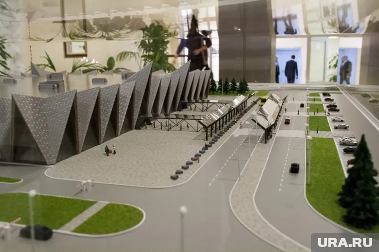 Житель Нового Уренгоя создал петицию о бесплатной парковке в аэропорту