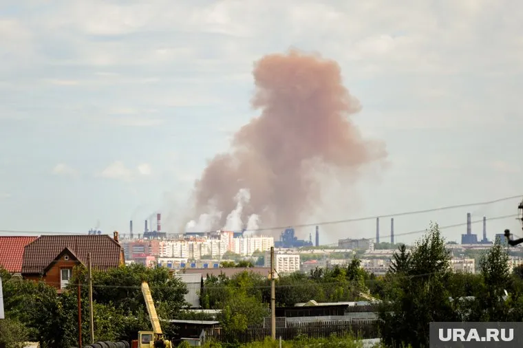 Дым от ЧМК распространился по нескольким районам