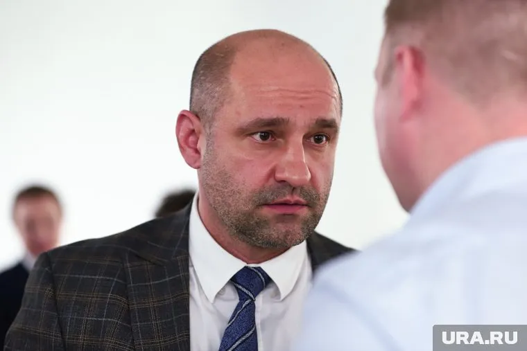 Артем Жога активно изучает все уральское