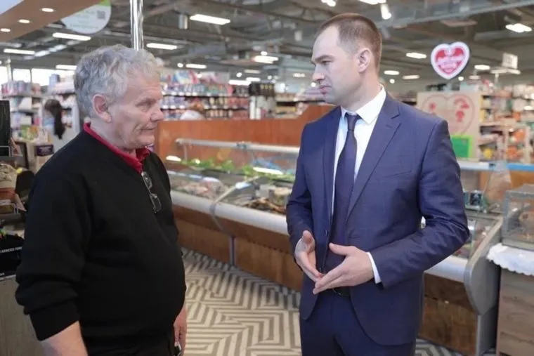 В курганском супермаркете открыли отдел с местными продуктами: фото