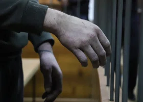 Друзья уральца, задержанного по делу скандального центра Хоботовой, не верят в его вину