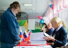 Москвичи отказались голосовать за молодых людей, безработных и пенсионеров