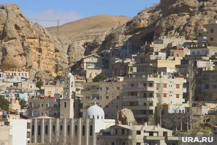 В Сирии под бомбежкой гибнут мирные жители