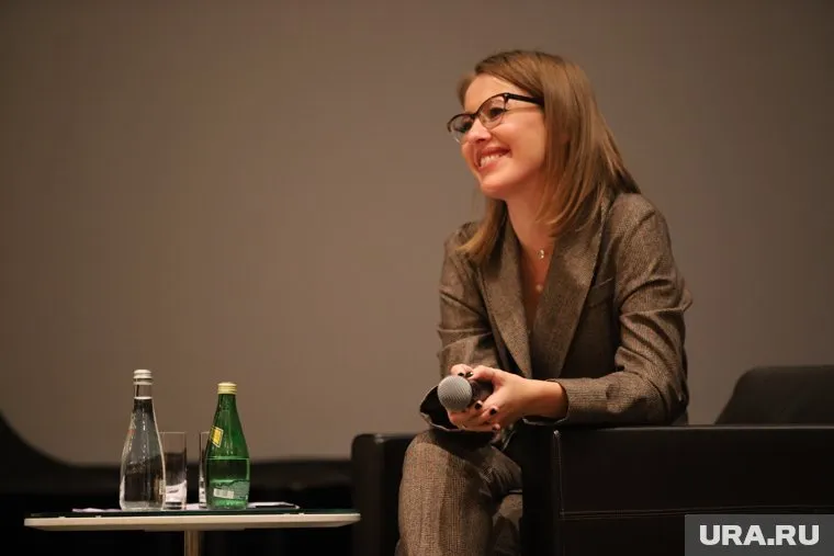 Своим обаянием Собчак буквально приворожила аудиторию