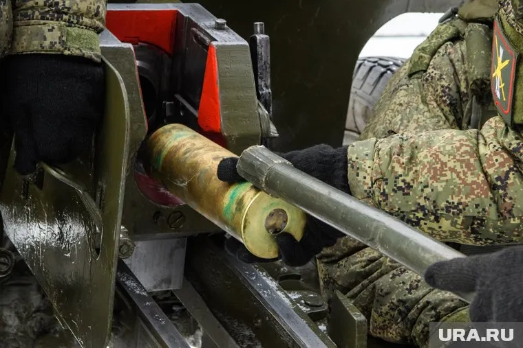 Поражение Украины в мае связано с дефицитом отечественных боеприпасов, сообщила Frankfurter Rundschau