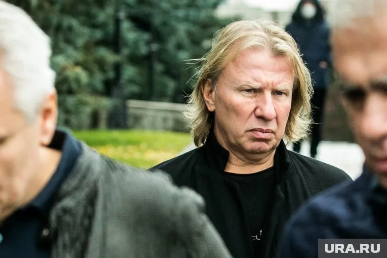 Виктор Дробыш уверен, что зрители сами виноваты в однообразии «голубых огоньков»