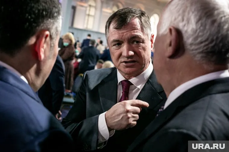 Скоростную магистраль стоит продлить до Санкт-Петербурга, Екатеринбурга и Казани, отметил Марат Хуснуллин