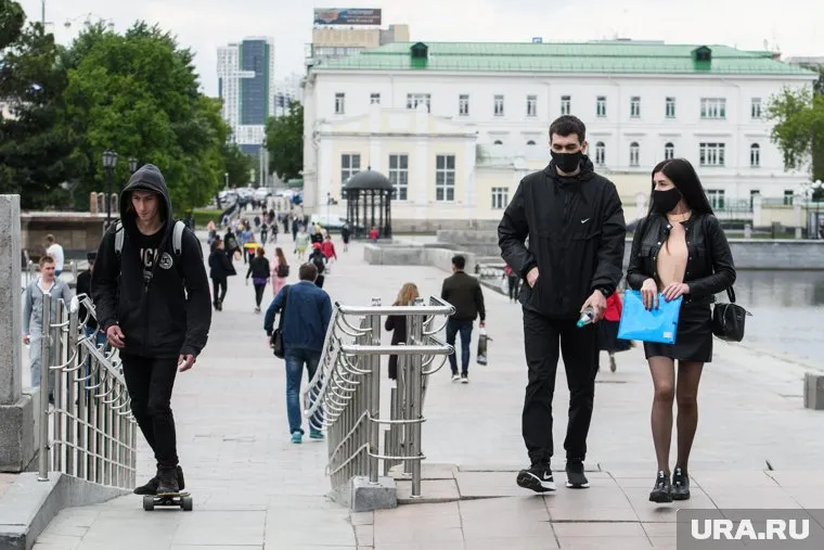 Коронавирус продолжает распространяться по России