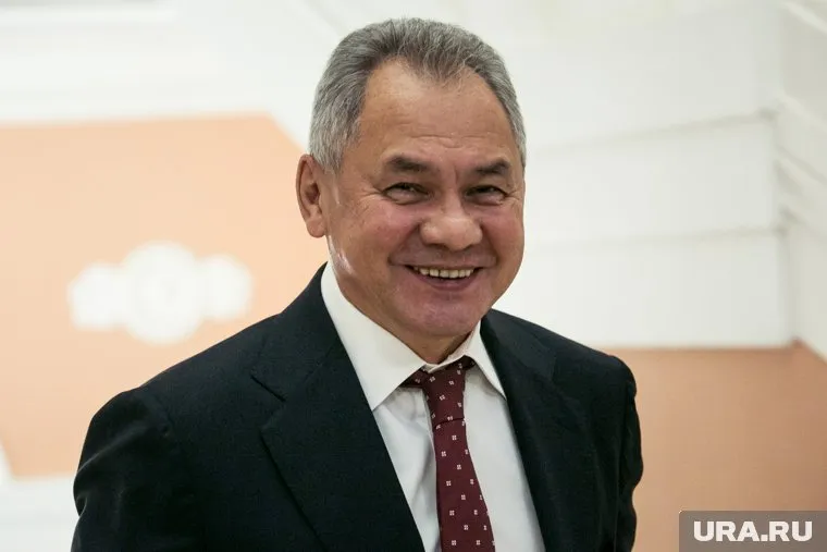 Сергей Шойгу предстал перед россиянами в новом образе