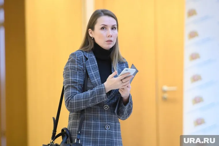 Юлия Хусаинова работала советником губернатора