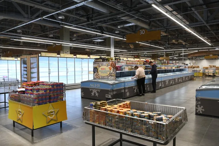 VEER mall на этапе подготовки к техническому открытию. Екатеринбург