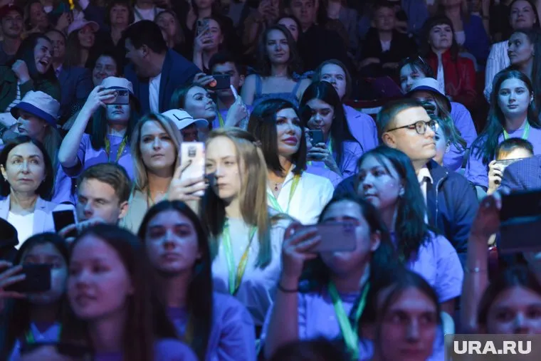 На фестиваль студентов в Сочи Златоуст отправил арт-объект с QR-кодами