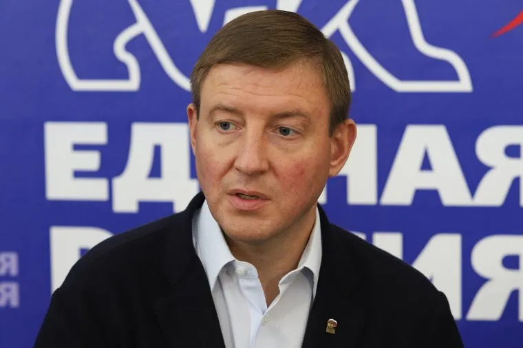 Секретарь генсовета «Единой России» Андрей Турчак на форуме партии "Энергия развития". Курган