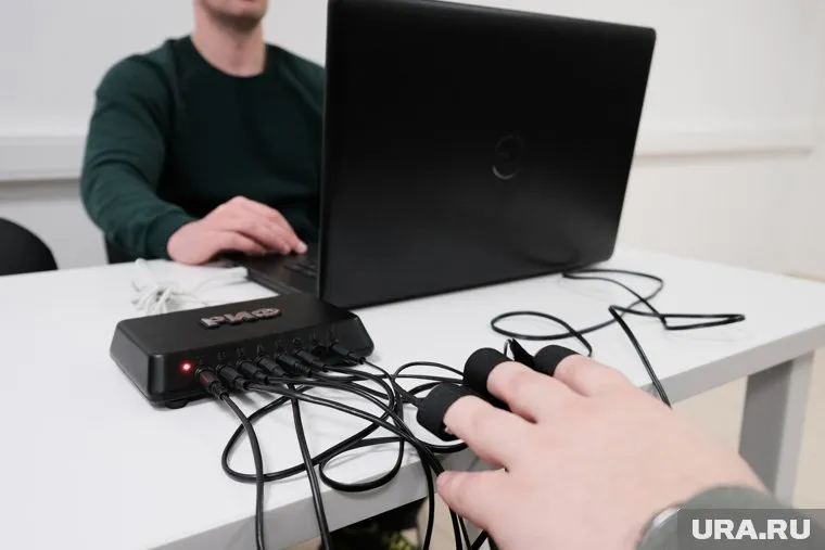 Главе Урая Тимуру Закирзянову предложили пройти тест на детекторе лжи