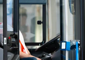 Лучших пермских водителей поощрили деньгами 