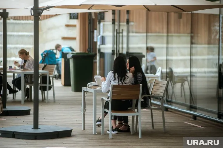 Но откроются далеко не все рестораны и кафе