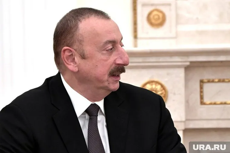 Ильхам Алиев выразил соболезнования по поводу гибели миротворцев РФ