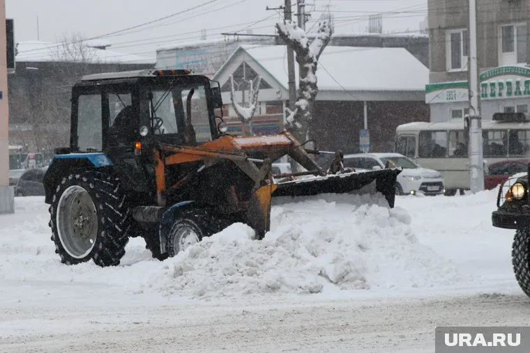 Состояние девочки, заваленной снегом, остается крайне тяжелым