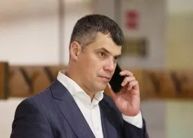 Директор депздрава упрекнул курганских врачей и представил медика из Тюмени