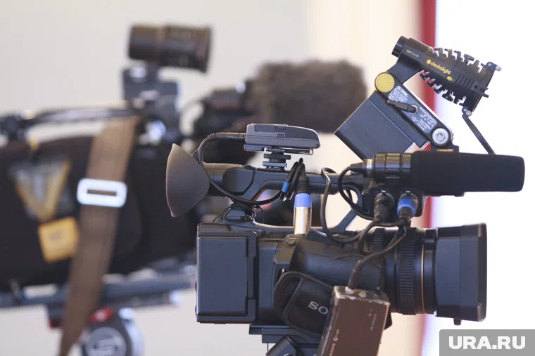 Азербайджан прекратил деятельность Би-би-си на своей территории