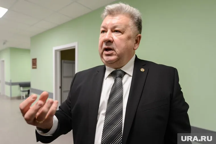 Ученый совет ЮУГМУ поддержал кандидатуру действующего руководителя Андрея Важенина