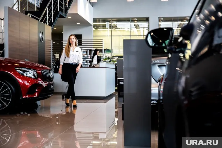 Цены на премиальные авто выросли с лета на миллион рублей