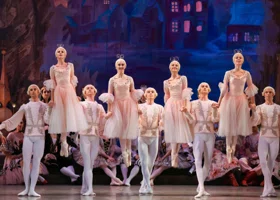 Легендарный балет «Щелкунчик» вернется на сцену Мариинского театра: когда пройдут показы