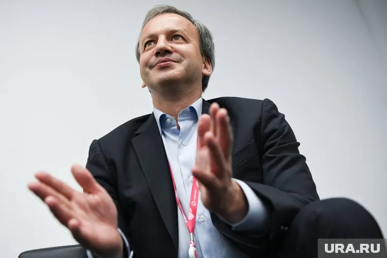 Аркадий Дворкович поучаствовал в переговорах в рамках «Иннопрома» с десятками чиновников и иностранных компаний