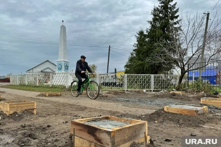 В селе Введенское мигранты по ночам строят похоронный дом