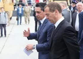 «Медведев смотрел уральское шоу до финальных титров»