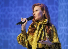 В Кургане на сцене выступит актриса секс-символ 90-х