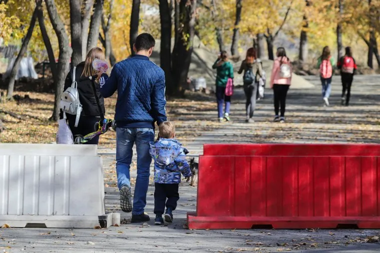 Работы по благоустройству ЦПКиО. Курган
