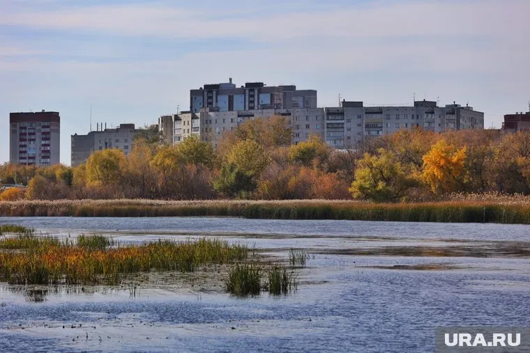 Уровень реки Тобол второй час держится на одной отметке