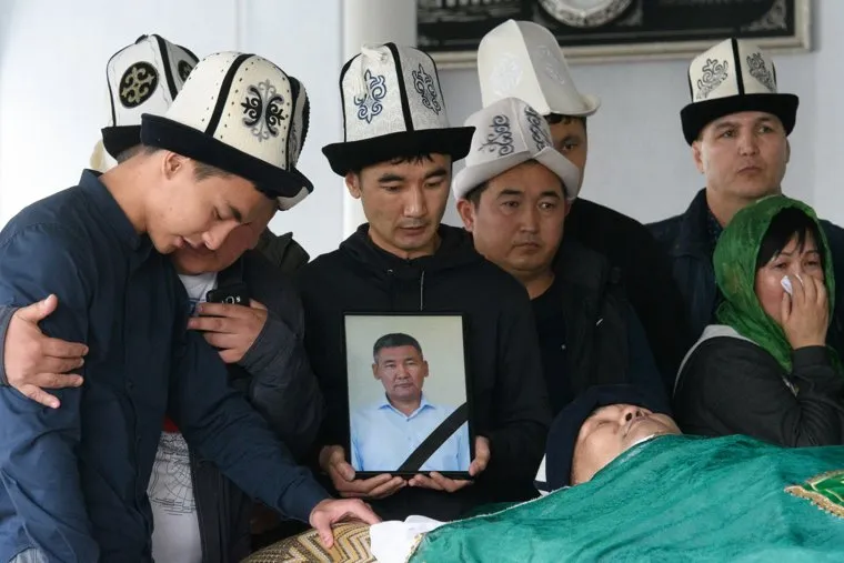 Прощание с Камчыбеком Каримовым. Екатеринбург