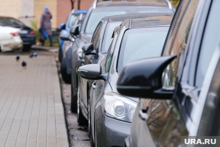 Сергей Собянин сообщил, что 10 марта парковки будут работать по тарифу воскресенья