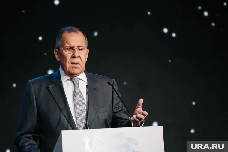 Се6ргей Лавров заявил, что ВС РФ не наносят удары по гражданским объектам на Украине