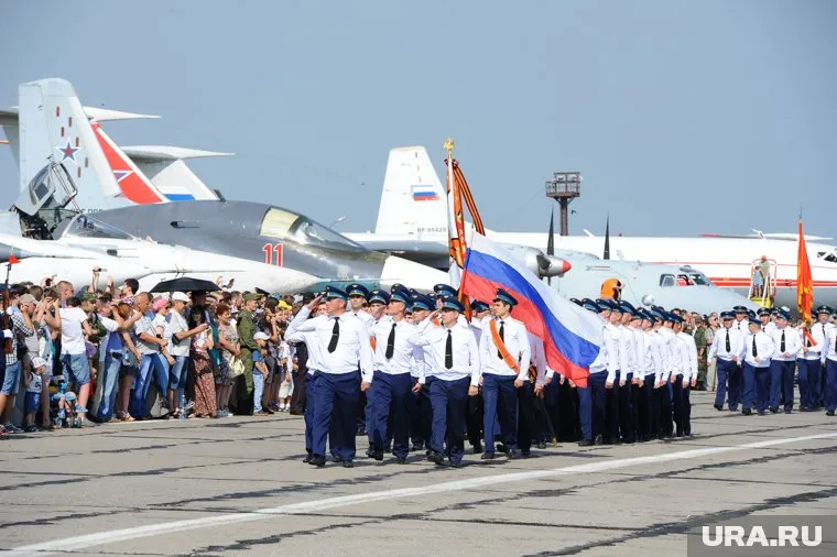 В Шаголе, откуда пришла чума, находится учебно-авиационная база ВКС Минобороны РФ по подготовке штурманов
