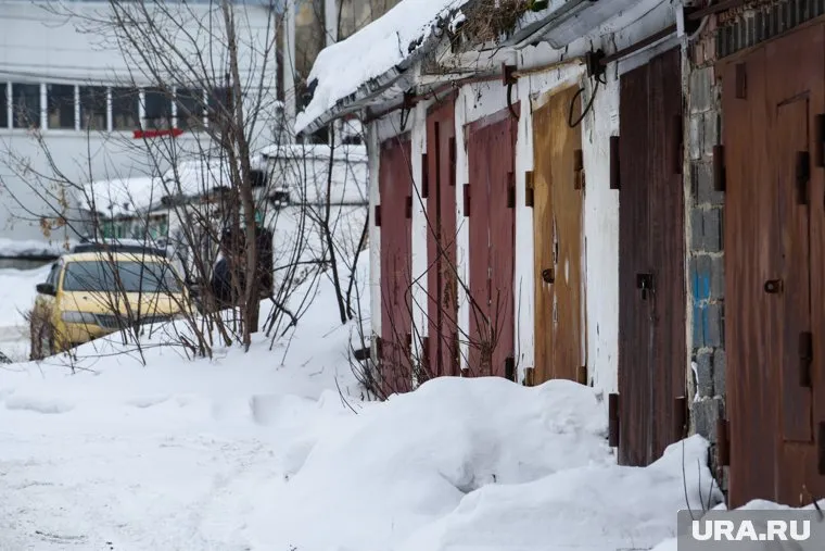 Девочка уверяет, что ночевала в гараже
