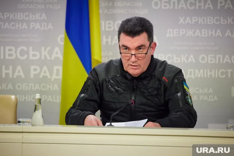 Алексей Данилов сказал, что мысли о переговорах появляются из-за «рудиментарного страха» перед Москвой